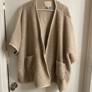 American Eagle tan shawl one size